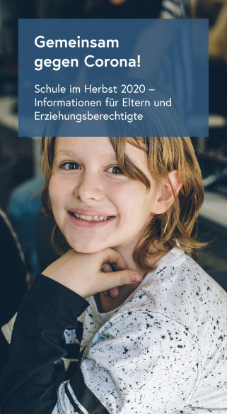 Elternfolder Schule im Herbst